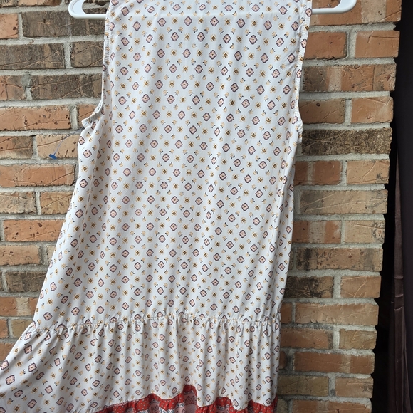 Lily Rose Patterned Midi Dress - Red and White - Picture 3 of 11